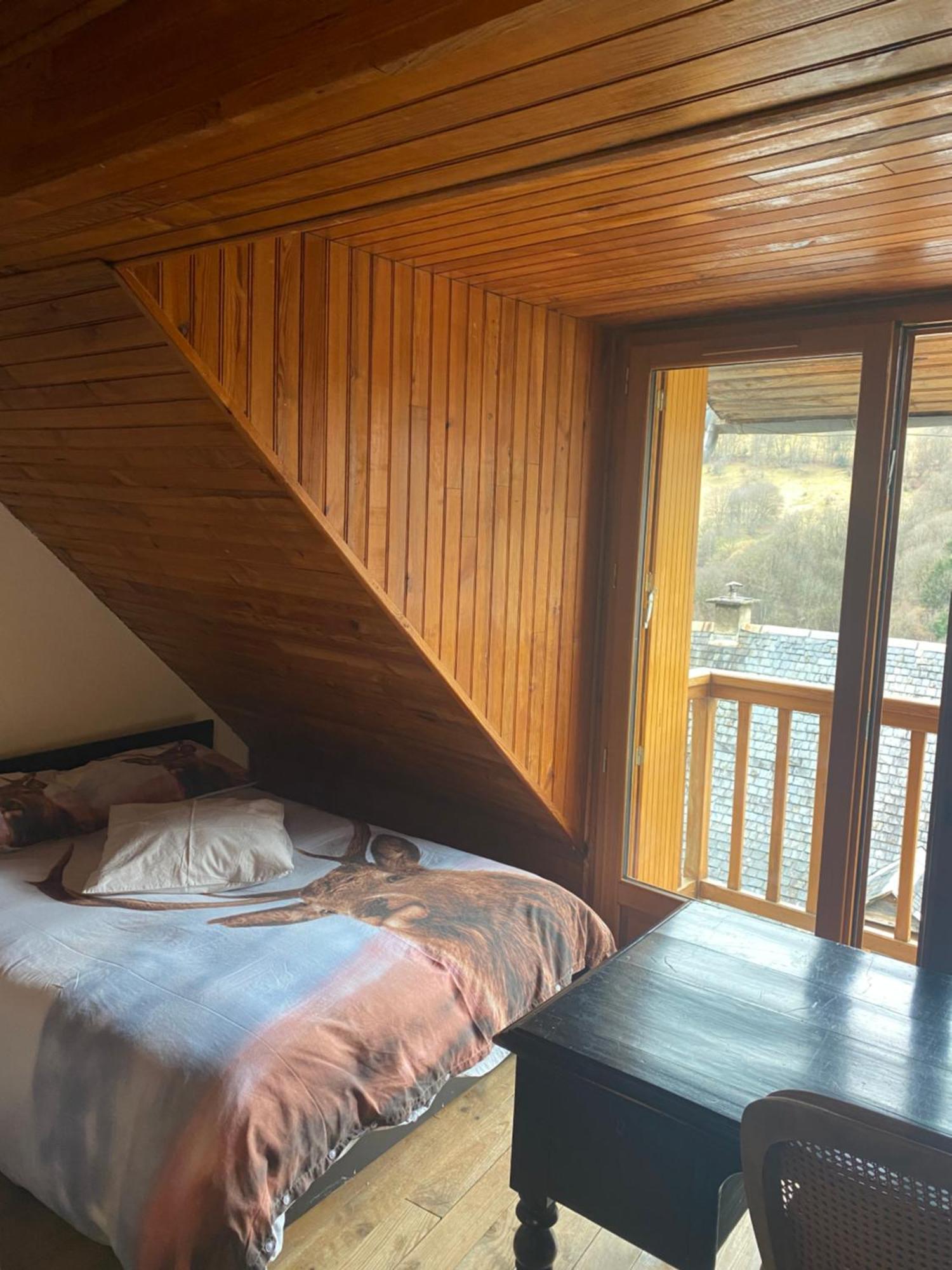 Maison Pyrenees Saint-Aventin Экстерьер фото